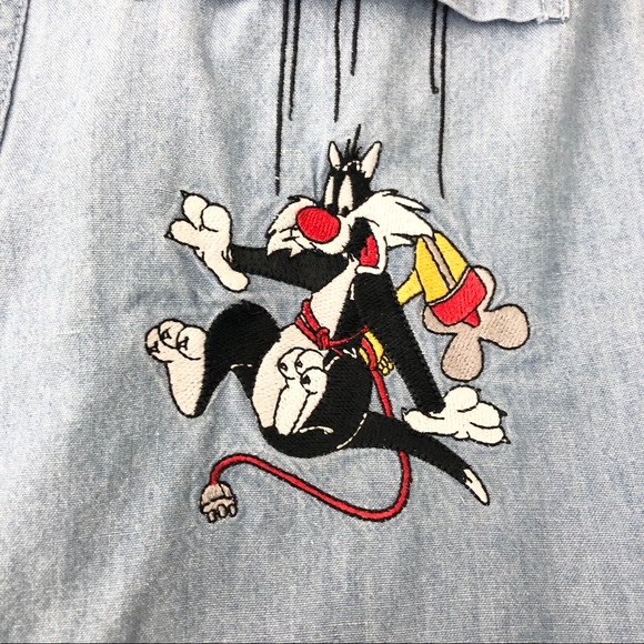 Vintage chambray 96 tweety Bird button up popover - Picture 5 of 8